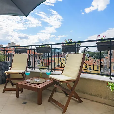 Suncity Center Apartment *