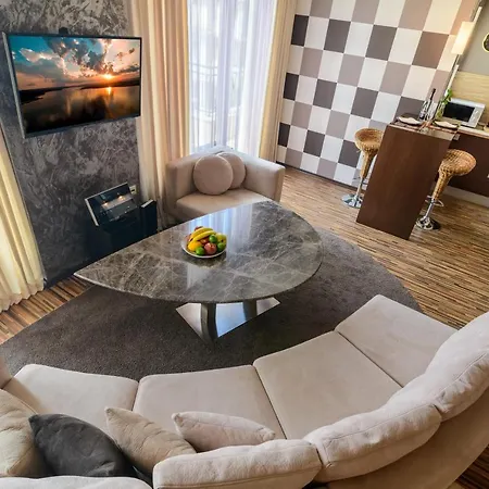 Apartament Suncity Center *
